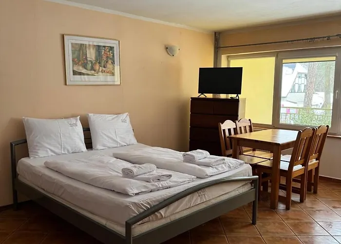 Pensionat Przy Plazy Pokoje&apartamenty *